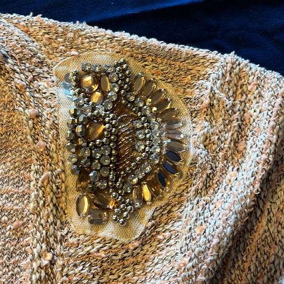 Jeweled pullover sweater - Picture 5 of 7